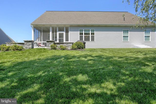 2717 PIN OAK DR, Harrisburg, PA 17112