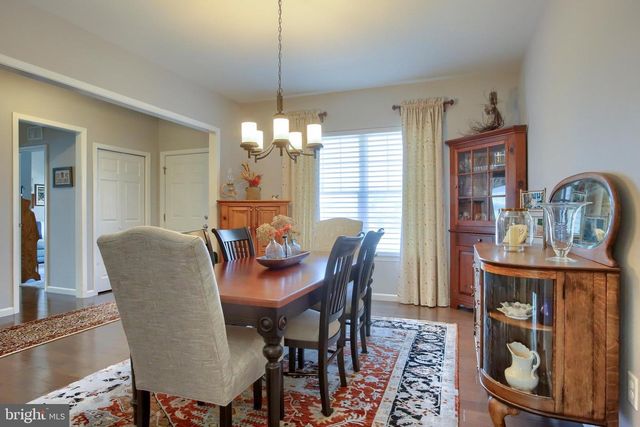 2717 PIN OAK DR, Harrisburg, PA 17112