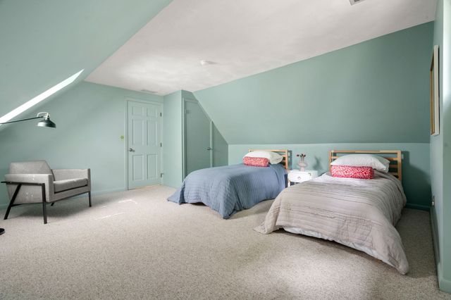 618 Washington St 618, Brookline, MA 02446