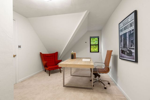 618 Washington St 618, Brookline, MA 02446