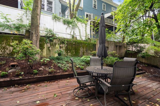 618 Washington St 618, Brookline, MA 02446