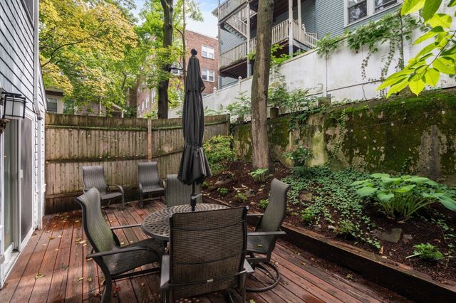 618 Washington St 618, Brookline, MA 02446