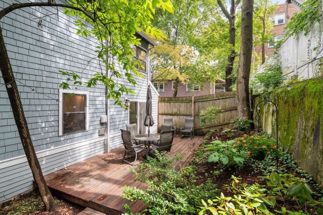 618 Washington St 618, Brookline, MA 02446