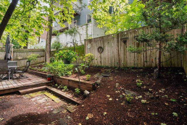 618 Washington St 618, Brookline, MA 02446