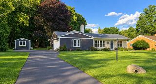 26532 Springfield Drive, Farmington Hills, MI 48334