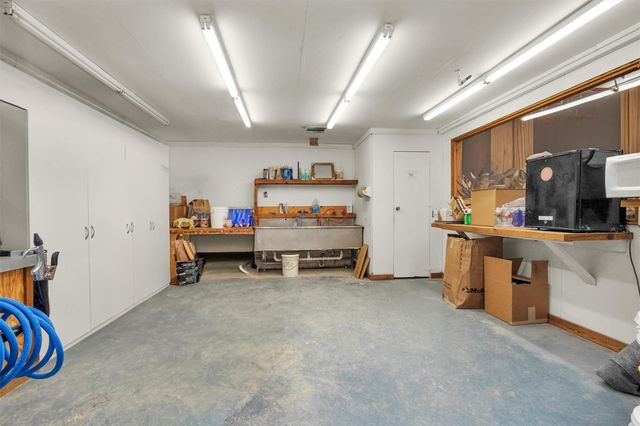 6821 Bailey Street, Shiro, TX 77876