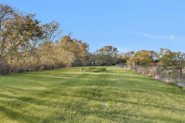 6821 Bailey Street, Shiro, TX 77876