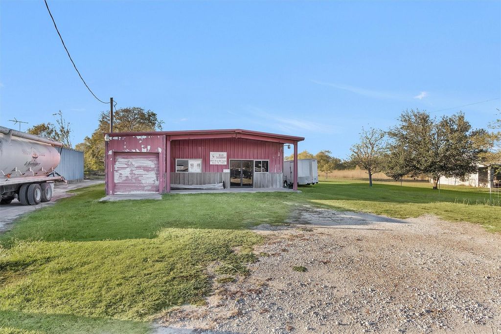 6821 Bailey Street, Shiro, TX 77876