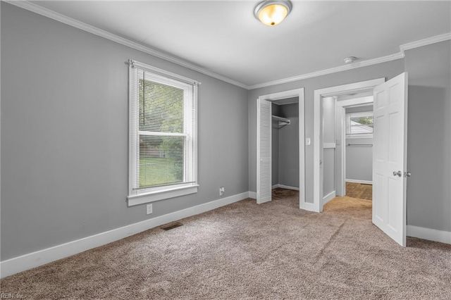 1084 Hugo ST, Norfolk, VA 23513