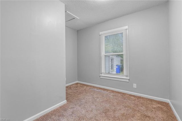 1084 Hugo ST, Norfolk, VA 23513