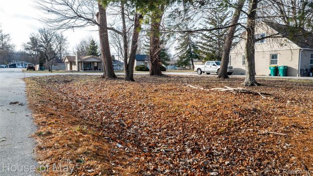 00 Liddle, Brownstown Charter Township, MI 48183