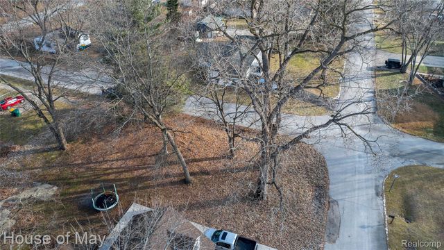 00 Liddle, Brownstown Charter Township, MI 48183