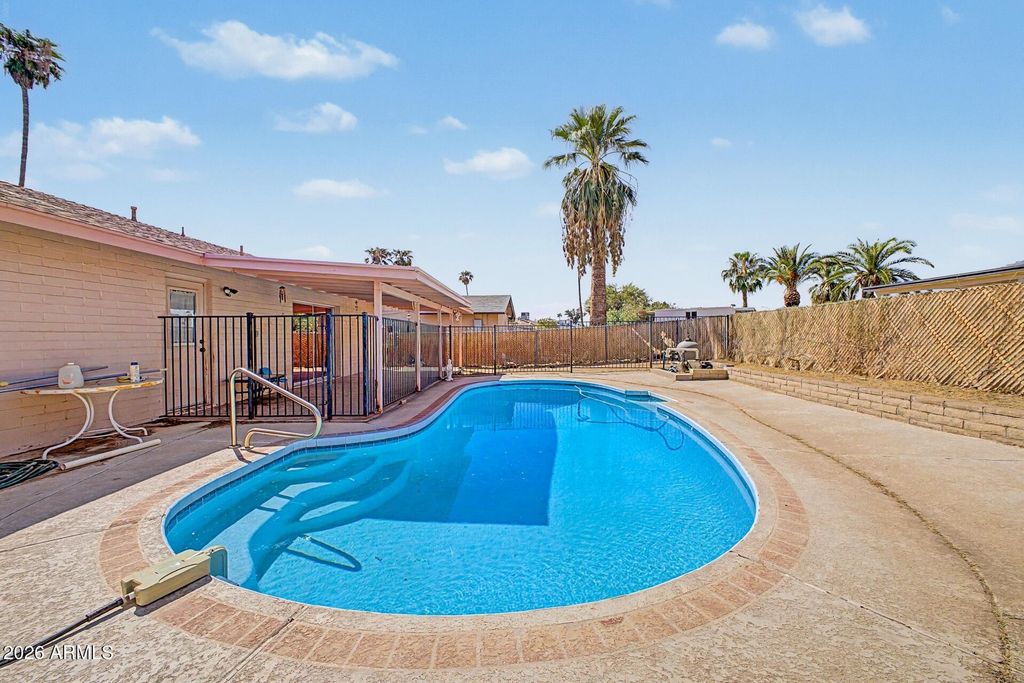4402 W DESERT COVE Avenue W, Glendale, AZ 85304 — photo 3