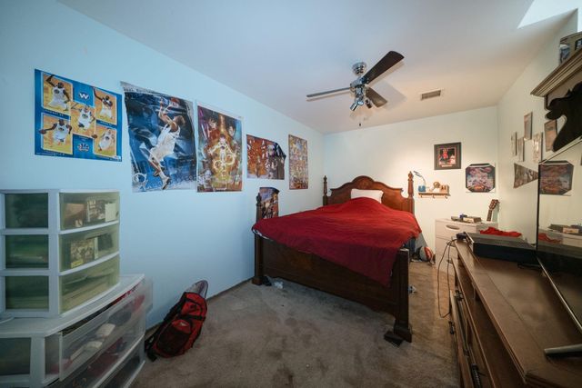 927 E 43rd Ave, Wichita, KS 67216