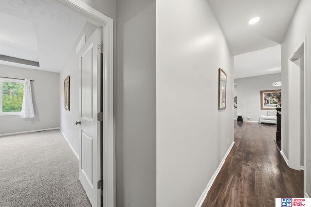 8920 Shadow Creek Lane, Lincoln, NE 68520