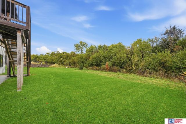 8920 Shadow Creek Lane, Lincoln, NE 68520