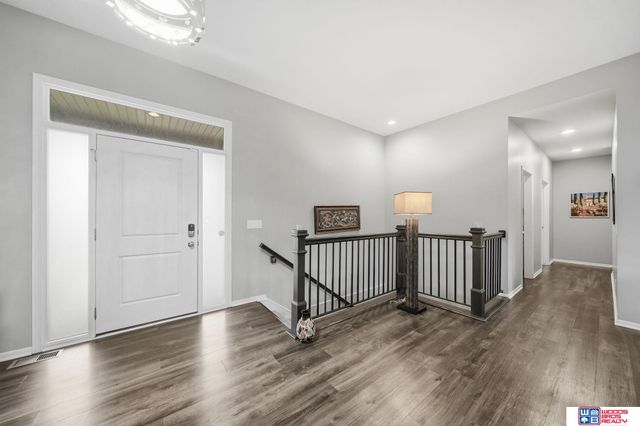 8920 Shadow Creek Lane, Lincoln, NE 68520