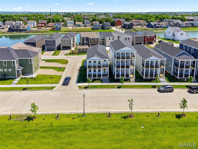 4200 Marais Temps Clair Drive, St Charles, MO 63301