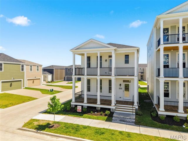 4200 Marais Temps Clair Drive, St Charles, MO 63301