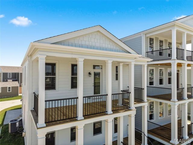 4200 Marais Temps Clair Drive, St Charles, MO 63301