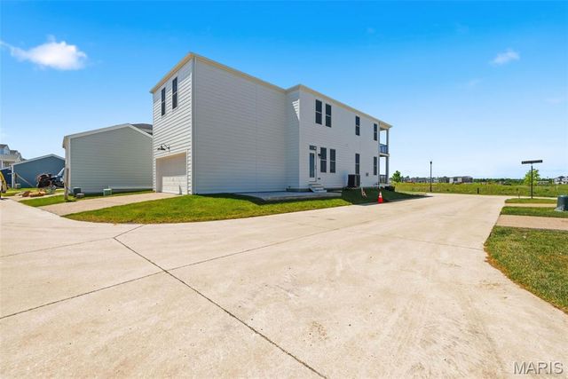 4200 Marais Temps Clair Drive, St Charles, MO 63301