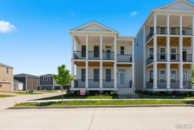 4200 Marais Temps Clair Drive, St Charles, MO 63301