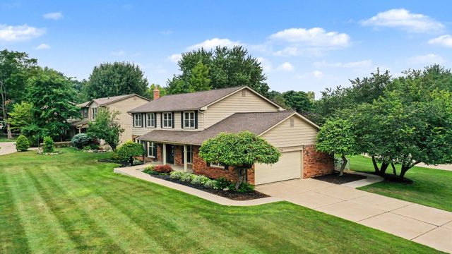 34214 Old Timber Road, Farmington, MI 48331