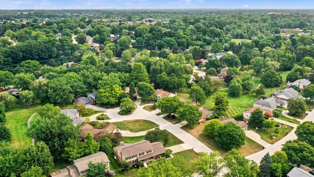34214 Old Timber Road, Farmington, MI 48331