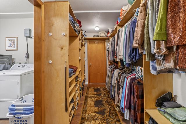 244 Riessen Road, Grants Pass, OR 97526