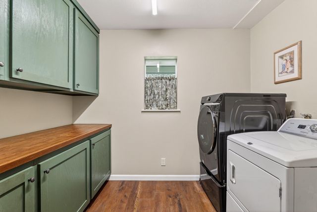 244 Riessen Road, Grants Pass, OR 97526