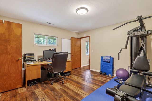 244 Riessen Road, Grants Pass, OR 97526