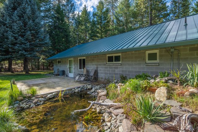 244 Riessen Road, Grants Pass, OR 97526