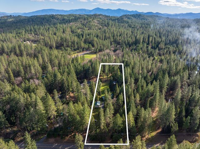 244 Riessen Road, Grants Pass, OR 97526