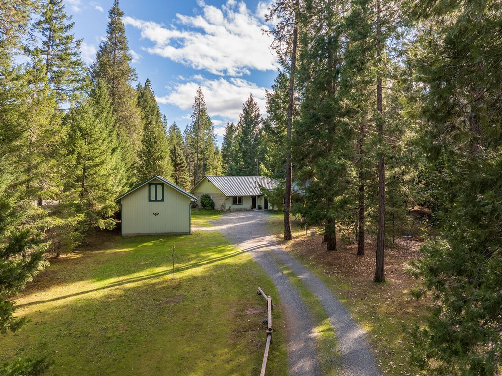 244 Riessen Road, Grants Pass, OR 97526