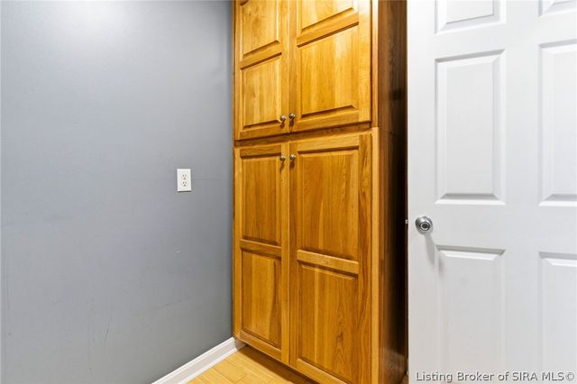 6510 Deerfield Drive, Charlestown, IN 47111