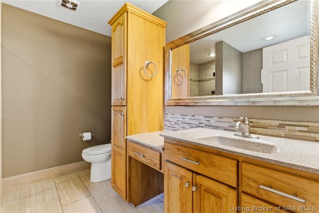 6510 Deerfield Drive, Charlestown, IN 47111