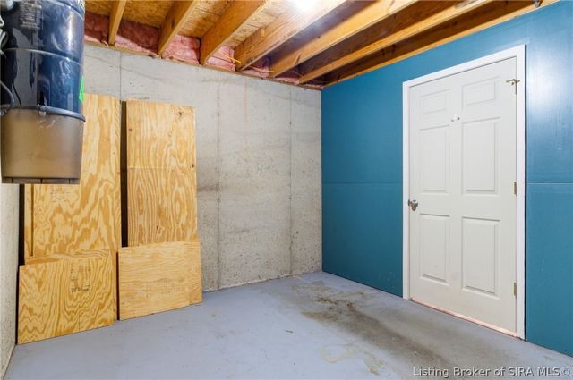 6510 Deerfield Drive, Charlestown, IN 47111