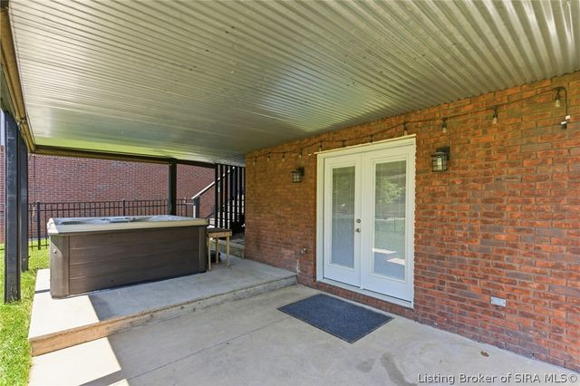 6510 Deerfield Drive, Charlestown, IN 47111