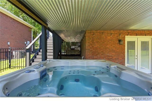 6510 Deerfield Drive, Charlestown, IN 47111