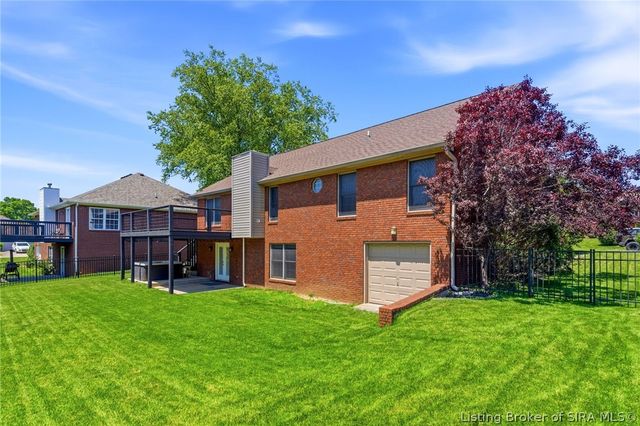 6510 Deerfield Drive, Charlestown, IN 47111