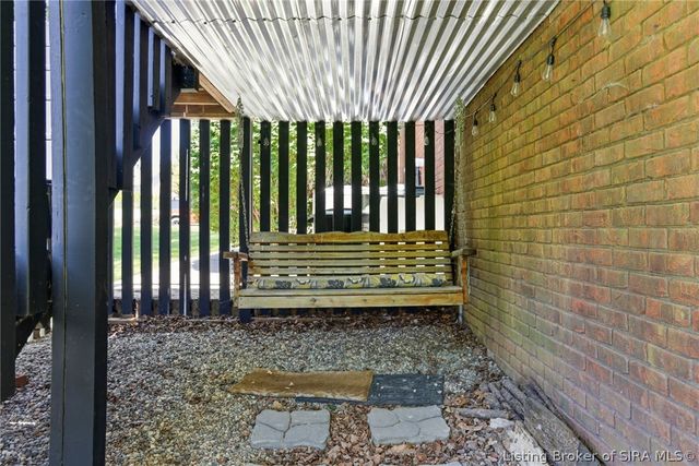 6510 Deerfield Drive, Charlestown, IN 47111
