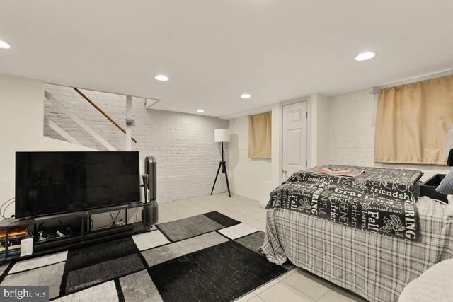 1433 MONTELLO AVE NE, Washington, DC 20002