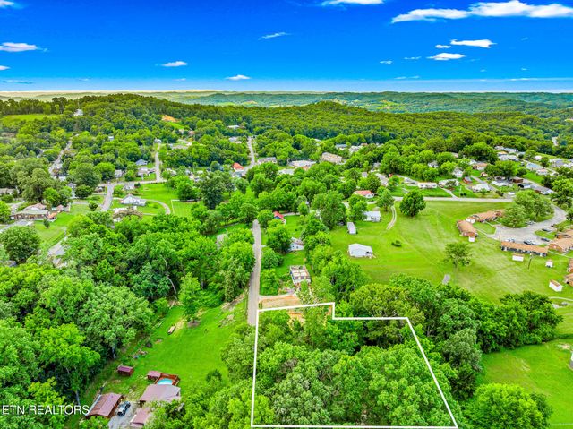 278 Harvest St, Newport, TN 37821