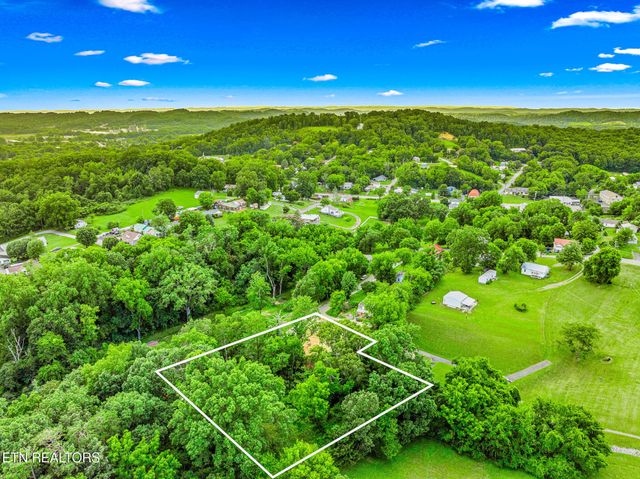 278 Harvest St, Newport, TN 37821