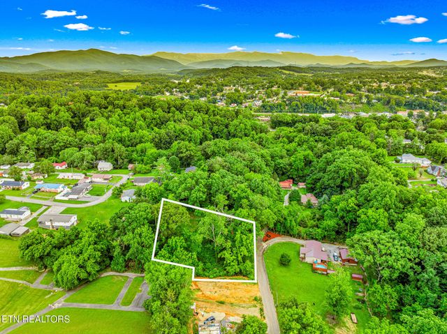 278 Harvest St, Newport, TN 37821