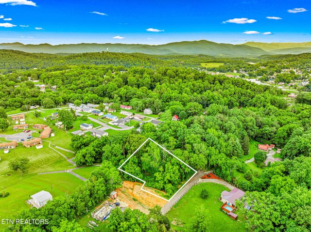 278 Harvest St, Newport, TN 37821