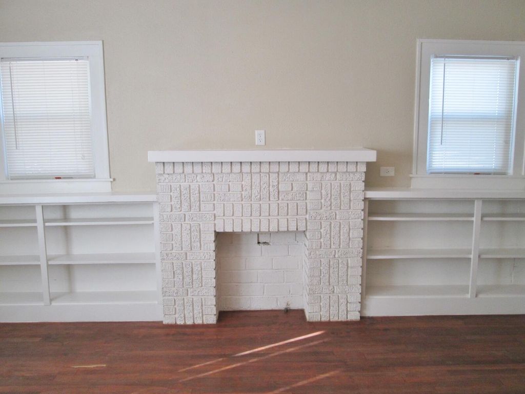Image 9 of property listing at 122 N Washington Street, San Angelo, TX 76901