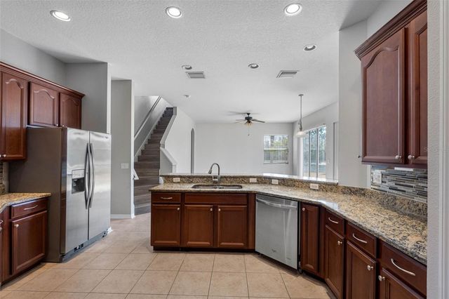 4820 PORTMARNOCK WAY, Wesley Chapel, FL 33543