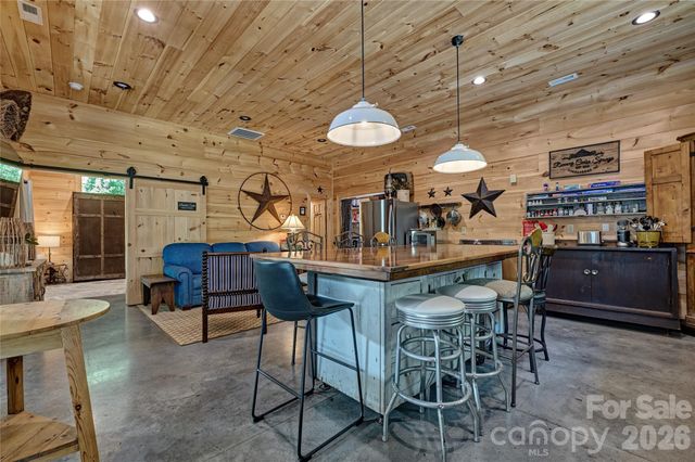 4017 Canada Road, Tuckasegee, NC 28783