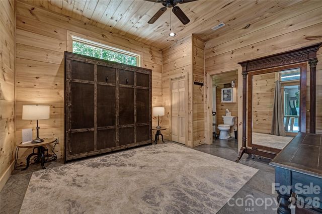 4017 Canada Road, Tuckasegee, NC 28783